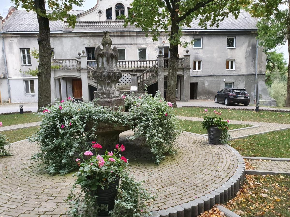 Linkuva Manor Apartment Kaunas Exterior photo